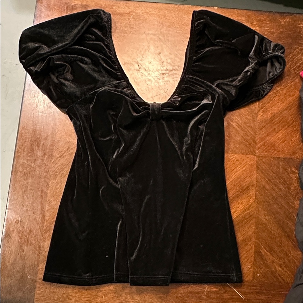 Vixen Elegant Black Velvet Top